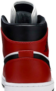 Air Jordan 1 Mid 'Chicago Black Toe' 554724-069 - Kasut Sneakers Unisex Sizing Air Jordan 1 Mid 'Chicago Black Toe' 554724-069 - Kasut Sneakers Unisex