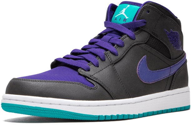 Air Jordan 1 Mid 'Anggur' 554724-015 Lookbook Air Jordan 1 Mid 'Anggur' 554724-015