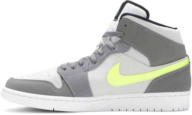 Air Jordan 1 Mid 'Gunsmoke Volt' 554724-072 Lookbook Air Jordan 1 Mid 'Gunsmoke Volt' 554724-072