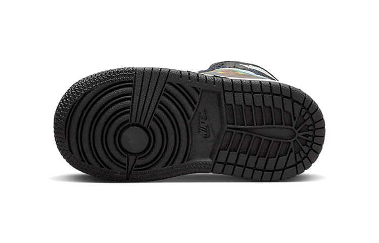 Shop Air Jordan 1 Mid '全息影像' DR9494-001
