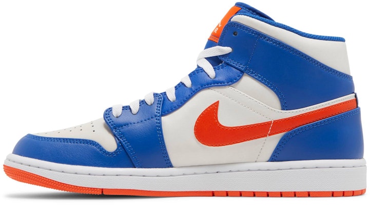 Air Jordan 1 Mid 'Knicks' FD1029-400 Lookbook Air Jordan 1 Mid 'Knicks' FD1029-400