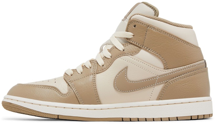 Air Jordan 1 Mid 'Coklat Lagenda' HF4830-203 Lookbook Air Jordan 1 Mid 'Coklat Lagenda' HF4830-203