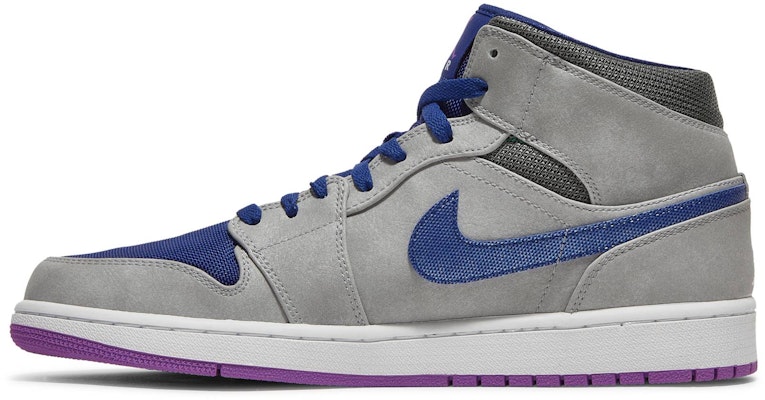 Air Jordan 1 Mid 'Perak Matte Ungu Laser' 554724-008 Lookbook Air Jordan 1 Mid 'Perak Matte Ungu Laser' 554724-008
