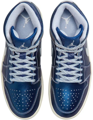 Air Jordan 1 Mid 'Metallic Blue' Pria Wanita Sneakers IM5128-001 Lookbook Air Jordan 1 Mid 'Metallic Blue' Pria Wanita Sneakers IM5128-001