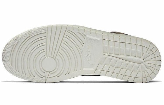 Air Jordan 1 Mid '麂皮补丁' 852542-203 Details for Air Jordan 1 Mid '麂皮补丁' 852542-203