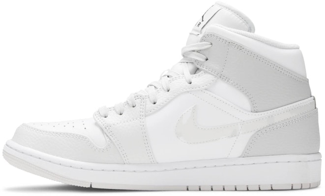 Air Jordan 1 Mid 'Swoosh Logo - Abu-abu Kamuflase' DC9035-100 Lookbook Air Jordan 1 Mid 'Swoosh Logo - Abu-abu Kamuflase' DC9035-100