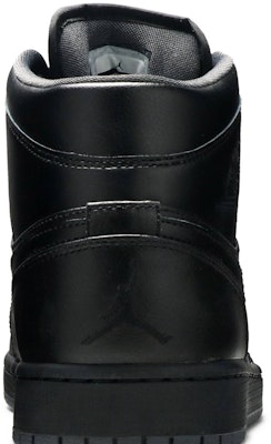 Air Jordan 1 Mid 'Triple Black' 2016 - Zapatillas Negras Total Esencia Jordán. 554724-021 Sizing Air Jordan 1 Mid 'Triple Black' 2016 - Zapatillas Negras Total Esencia Jordán. 554724-021