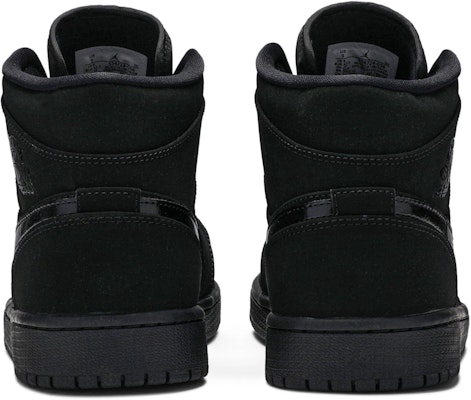 Air Jordan 1 Mid 'Triple Black' (2020) – Todo Negro 554724-056 Details for Air Jordan 1 Mid 'Triple Black' (2020) – Todo Negro 554724-056