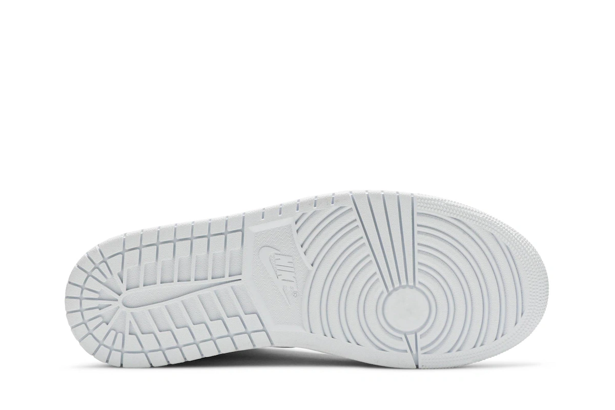 Air Jordan 1 Mid 'Triple White' 554724-130