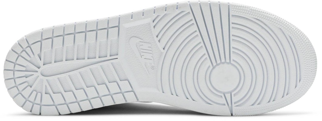 Air Jordan 1 Mid 'Triple Blanco' 554724-130 Shop Air Jordan 1 Mid 'Triple Blanco' 554724-130