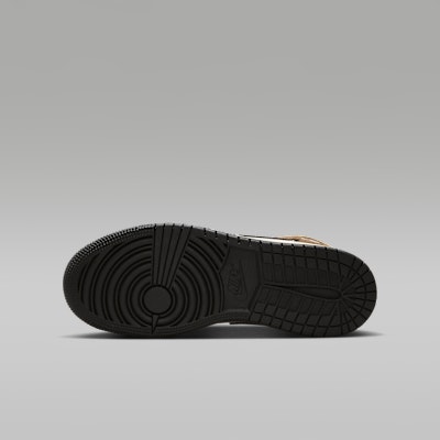 Air Jordan 1 Mid Zwart/Palomino/University Red/Phantom DQ8423-007 Order Air Jordan 1 Mid Zwart/Palomino/University Red/Phantom DQ8423-007