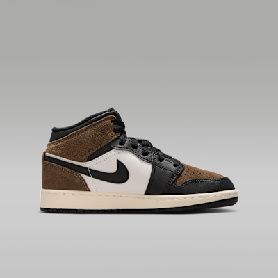 Lookbook Air Jordan 1 Mid Zwart/Palomino/University Red/Phantom DQ8423-007