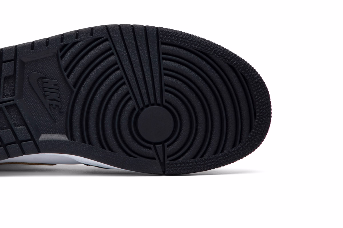 Air Jordan 1 Mid Patent 'Black Gold'