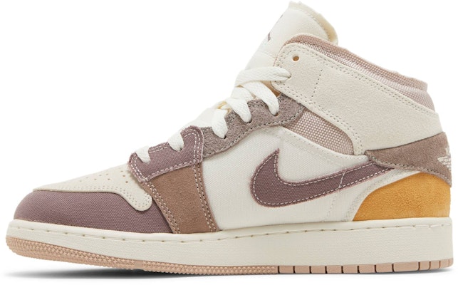 (Kanak-Kanak) Air Jordan 1 Mid SE 'Craft Taupe Haze' DZ4466-102 Lookbook (Kanak-Kanak) Air Jordan 1 Mid SE 'Craft Taupe Haze' DZ4466-102