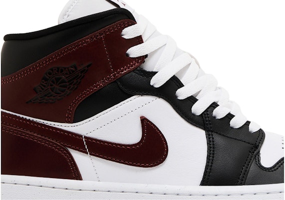 Air Jordan 1 Mid SE 'Dark Pony' Sepatu Sneaker Pria HF3216-102 Order Air Jordan 1 Mid SE 'Dark Pony' Sepatu Sneaker Pria HF3216-102