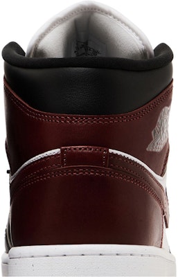 Air Jordan 1 Mid SE 'Dark Pony' Sepatu Sneaker Pria HF3216-102 Sizing Air Jordan 1 Mid SE 'Dark Pony' Sepatu Sneaker Pria HF3216-102