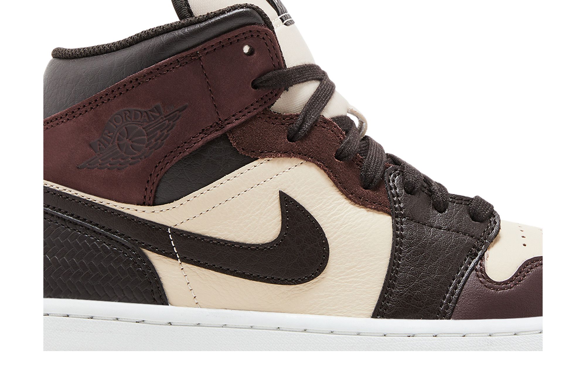 Lookbook Air Jordan 1 Mid SE 'Paris YMCA' FZ4359-200
