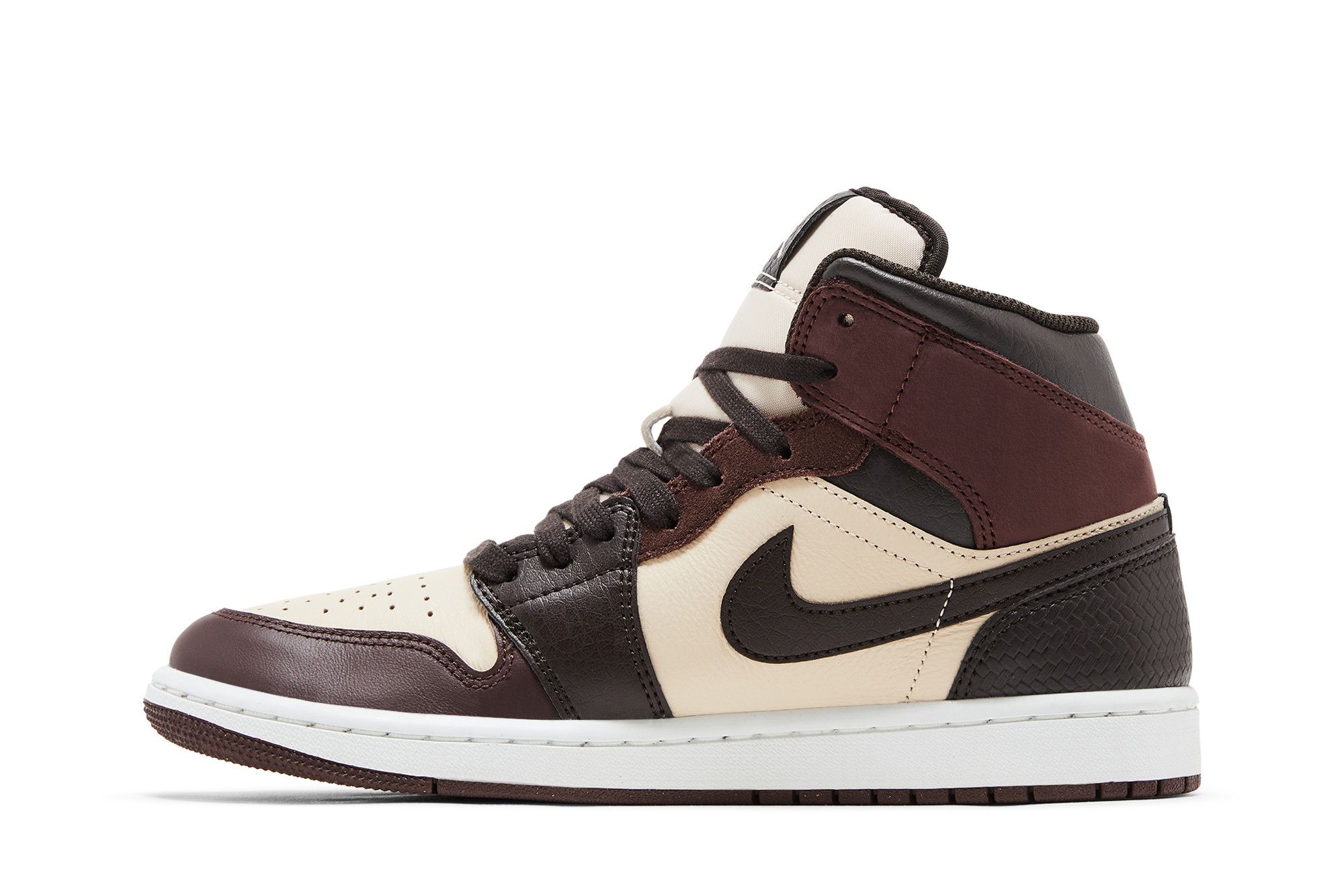Shop Air Jordan 1 Mid SE 'Paris YMCA' FZ4359-200
