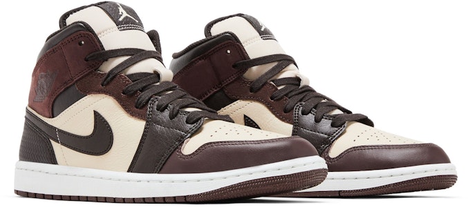 Air Jordan 1 中帮特别版 '巴黎YMCA' FZ4359-200 Cheap Air Jordan 1 中帮特别版 '巴黎YMCA' FZ4359-200