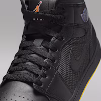 Sizing Air Jordan 1 Mid SE 黑色/亮黃/銀色 IO2052-001