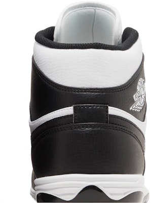 Air Jordan 1 Mid TD Cleat 'Hitam Putih' 2023 FJ6805-100 Sizing Air Jordan 1 Mid TD Cleat 'Hitam Putih' 2023 FJ6805-100