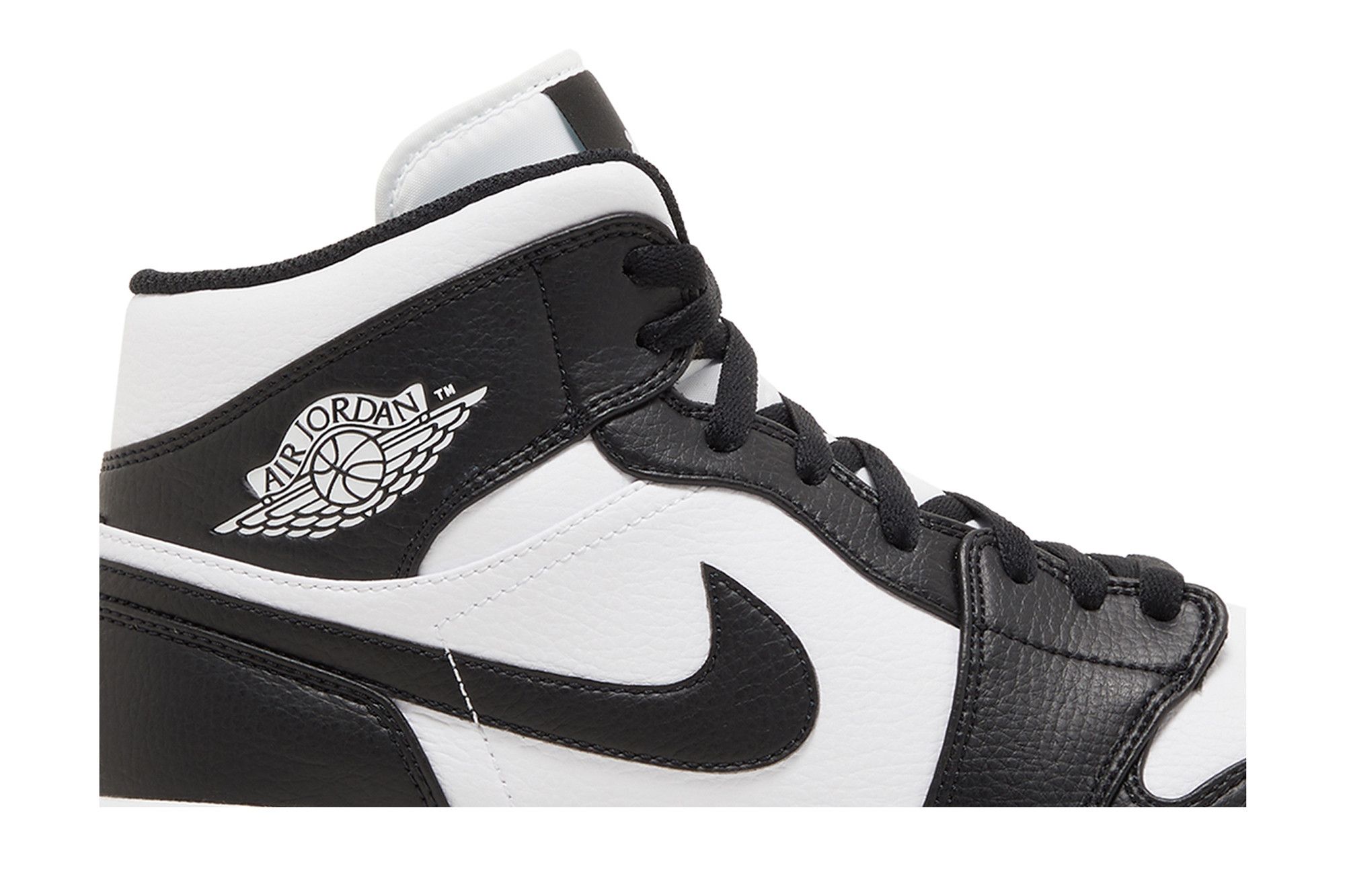 Lookbook Air Jordan 1 Mid TD Cleat 'Hitam Putih' 2023 FJ6805-100