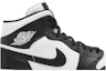 Lookbook Air Jordan 1 Mid TD Cleat 'Hitam Putih' 2023 FJ6805-100