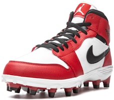 Air Jordan 1 Mid TD 足球钉鞋 '芝加哥' AR5604-106 Lookbook Air Jordan 1 Mid TD 足球钉鞋 '芝加哥' AR5604-106