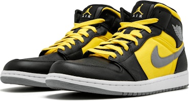 エアジョーダン1 ファット "黒×スピードイエロー" 364770-050 Lookbook エアジョーダン1 ファット "黒×スピードイエロー" 364770-050
