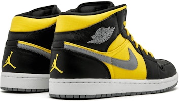 エアジョーダン1 ファット "黒×スピードイエロー" 364770-050 Shop エアジョーダン1 ファット "黒×スピードイエロー" 364770-050