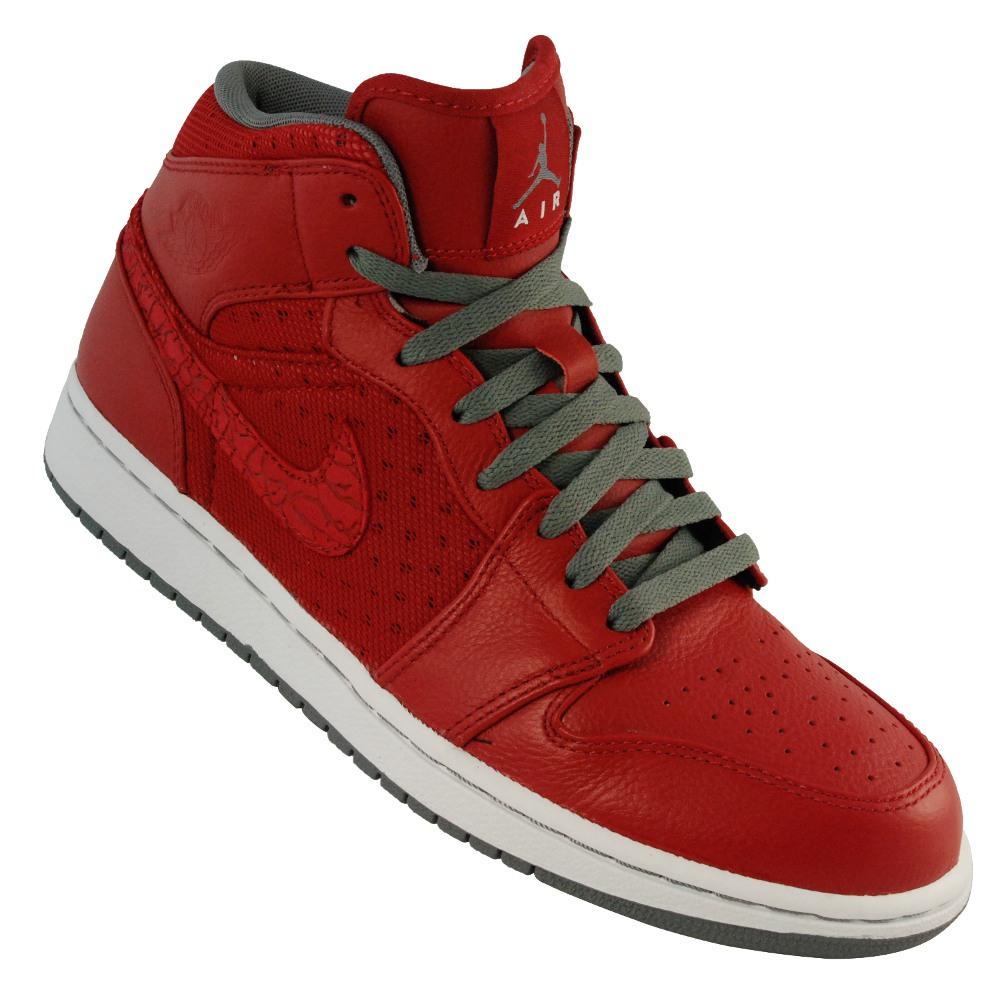 Lookbook Air Jordan 1 Phat 'Merah Varsity' 364770-602