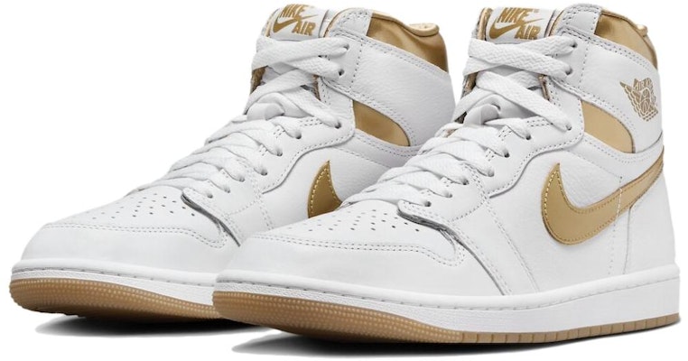 Air Jordan 1 Phat 'Putih Emas Metalik' 364770-130 Lookbook Air Jordan 1 Phat 'Putih Emas Metalik' 364770-130