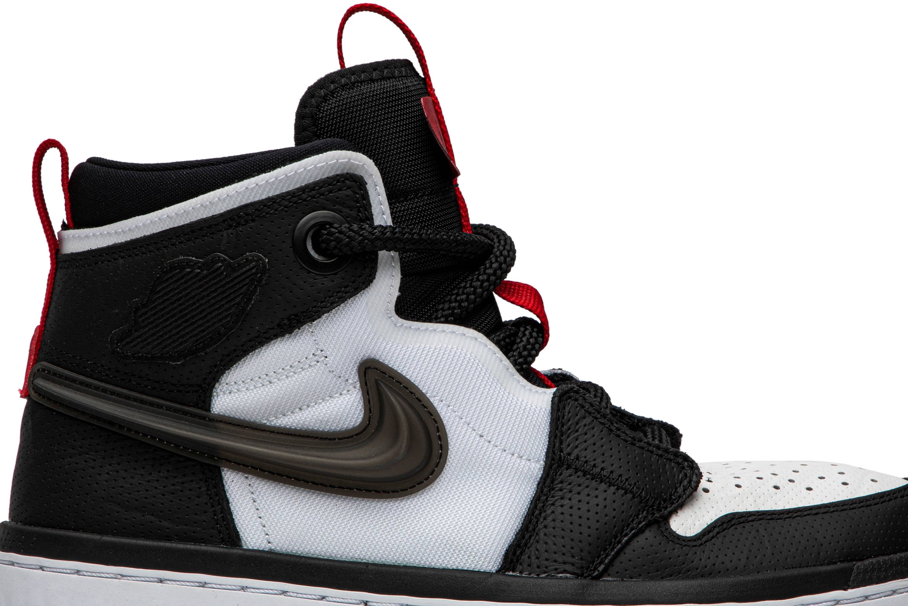 Order Air Jordan 1 React 高筒 ‘黑白’ 產品編號：AR5321-016