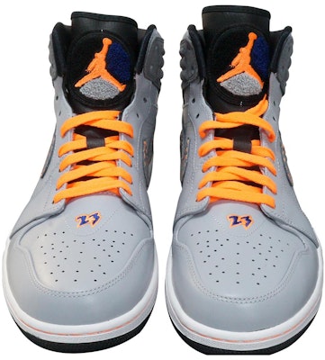 Air Jordan 1 Retro 93 Kelabu Serigala Oren 580514-045 Lookbook Air Jordan 1 Retro 93 Kelabu Serigala Oren 580514-045