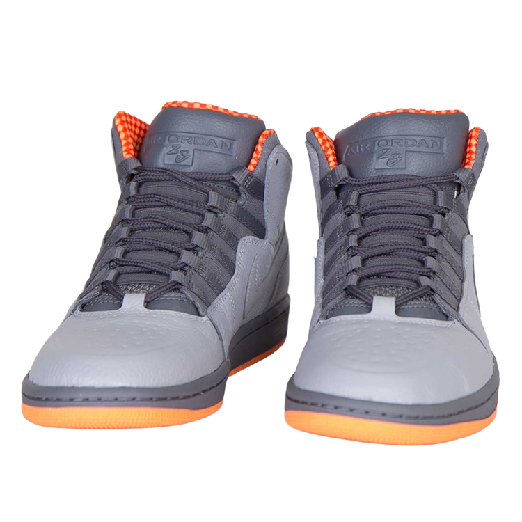 Lookbook エアジョーダン1 レトロ 94 ボブキャッツ 631733-032