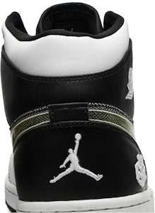 Air Jordan 1 復刻版「父親節」325514-011 Sizing Air Jordan 1 復刻版「父親節」325514-011