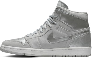 Air Jordan 1复刻 "日本灰" 2001 136060-001 Lookbook Air Jordan 1复刻 "日本灰" 2001 136060-001