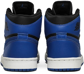 Air Jordan 1 Retro 'Royal' 2001 Sepatu Sneakers 136066-041 Details for Air Jordan 1 Retro 'Royal' 2001 Sepatu Sneakers 136066-041