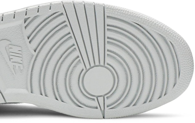 Air Jordan 1 复刻高帮银色 '25周年' 396009-001 Purchase Air Jordan 1 复刻高帮银色 '25周年' 396009-001