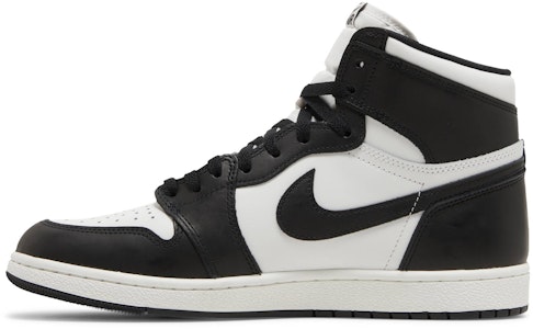 Air Jordan 1 Retro High '85 OG 'Hitam Putih' BQ4422-001 Lookbook Air Jordan 1 Retro High '85 OG 'Hitam Putih' BQ4422-001