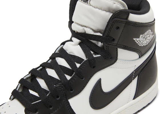 Air Jordan 1 Retro High '85 OG 'Hitam Putih' BQ4422-001 2