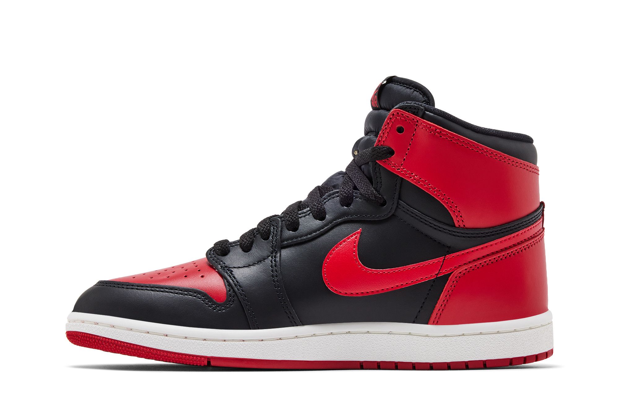 Lookbook Air Jordan 1 高帮经典复刻'85 OG SP '黑红配色' IQ6083-067