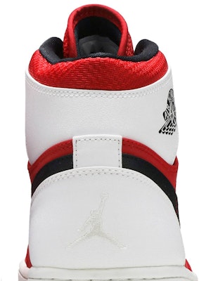 Kasut Air Jordan 1 Retro High 'Blake Griffin' 332550-601 Sizing Kasut Air Jordan 1 Retro High 'Blake Griffin' 332550-601