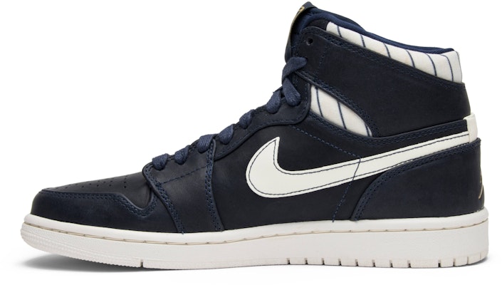 Air Jordan 1 复古高帮 'Jeter' 715854-402 Lookbook Air Jordan 1 复古高帮 'Jeter' 715854-402