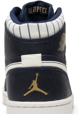 Air Jordan 1 复古高帮 'Jeter' 715854-402 Sizing Air Jordan 1 复古高帮 'Jeter' 715854-402