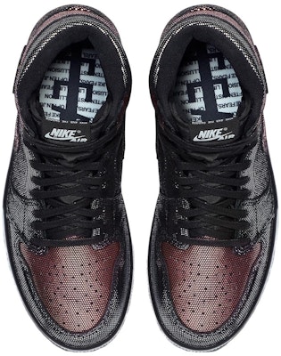 Air Jordan 1 复刻高帮 ‘红色’ CU6690-006L Shop Air Jordan 1 复刻高帮 ‘红色’ CU6690-006L