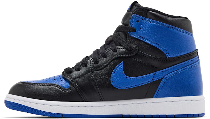 Air Jordan 1 Retro High OG 2026 'Royal' IQ5495-005 Lookbook Air Jordan 1 Retro High OG 2026 'Royal' IQ5495-005