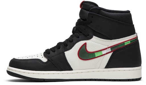 Air Jordan 1 Retro High OG '明星诞生' 555088-015 Lookbook Air Jordan 1 Retro High OG '明星诞生' 555088-015
