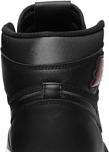 Air Jordan 1 Retro High OG 'Hitam Gym Merah' 555088-060 Sizing Air Jordan 1 Retro High OG 'Hitam Gym Merah' 555088-060