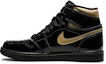 Lookbook Air Jordan 1 Retro High OG 'Hitam Emas Metalik' 2020 555088-032